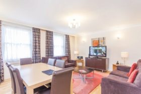 3 bedroom Flat to re...